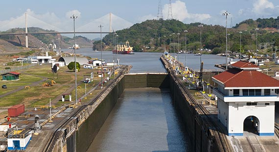The Panama Canal with the Centennial Bridge in the background. The pandemic has taken a toll on trade in Central America. (photo: Lokibaho by Getty Images)