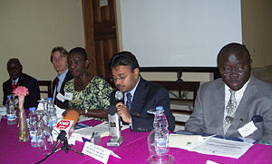 From right to left: Rep. Alex Tyler, Speaker of the House of Liberia legislature; Michael Tharkur, Mrs. Antonieta Sayeh, Minister of Finance, David Hawley, and Sen. Isaac Nyenabo, President of the Legislature