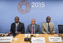 Les Ministres Konneh, Rokotoarimanana et Assane lors d’une conférence de presse à l’occasion des Réunions de printemps du FMI et de la Banque mondiale, à Washington (Photo : IMF) 
